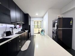 Blk 306 Tampines Street 32 (Tampines), HDB 5 Rooms #573942051